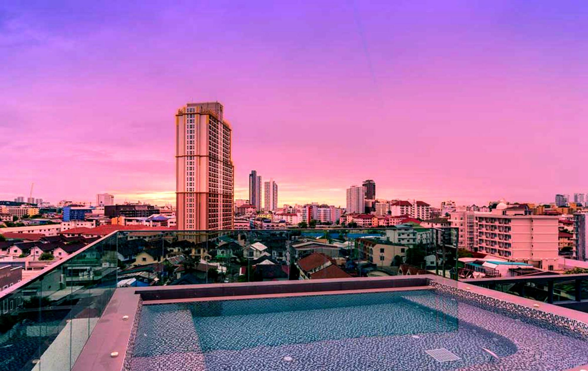 Appartamento Urban Attitude Pattaya Esterno foto